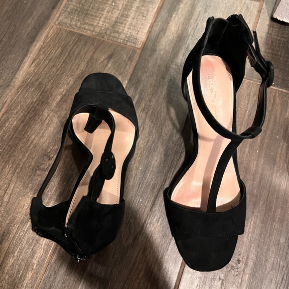 Kelly & Katie Women’s 9 1/2 Black Heel - Picture 2 of 4